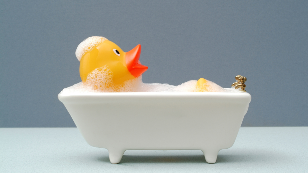 Customized Rubber Ducks for Playful Vibes
